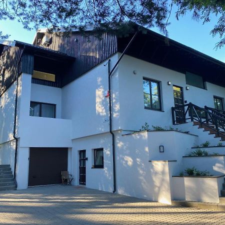 Dvi Nidos Otel Dış mekan fotoğraf