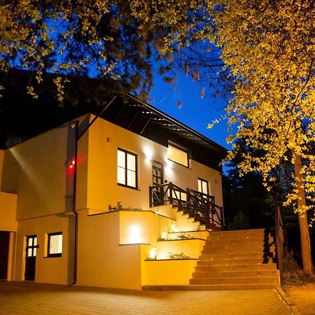 Dvi Nidos Otel Dış mekan fotoğraf