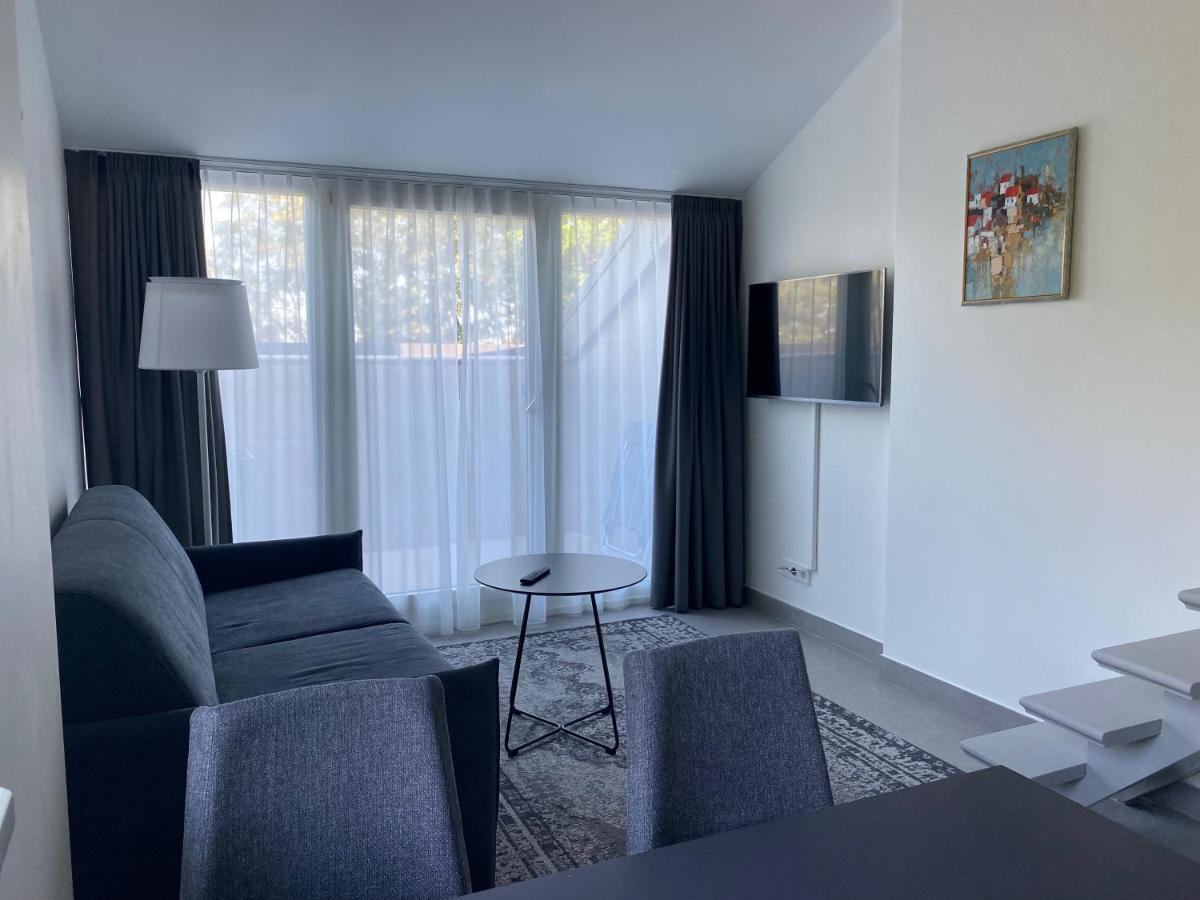Dvi Nidos Otel Dış mekan fotoğraf