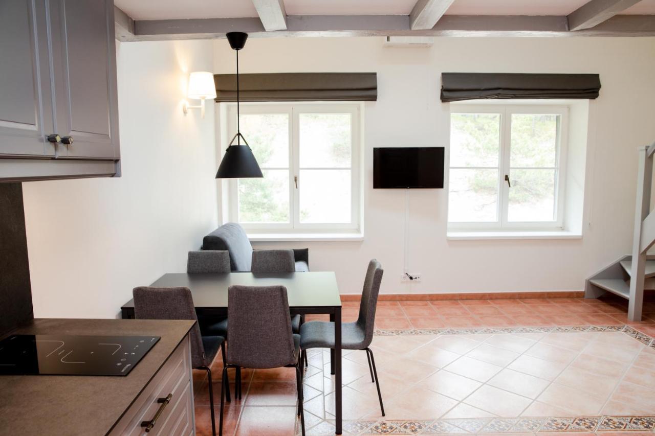 Dvi Nidos Otel Dış mekan fotoğraf